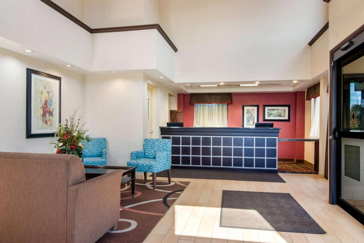 Best Western Dutch Valley Inn Νέα Φιλαδέλφεια Εξωτερικό φωτογραφία