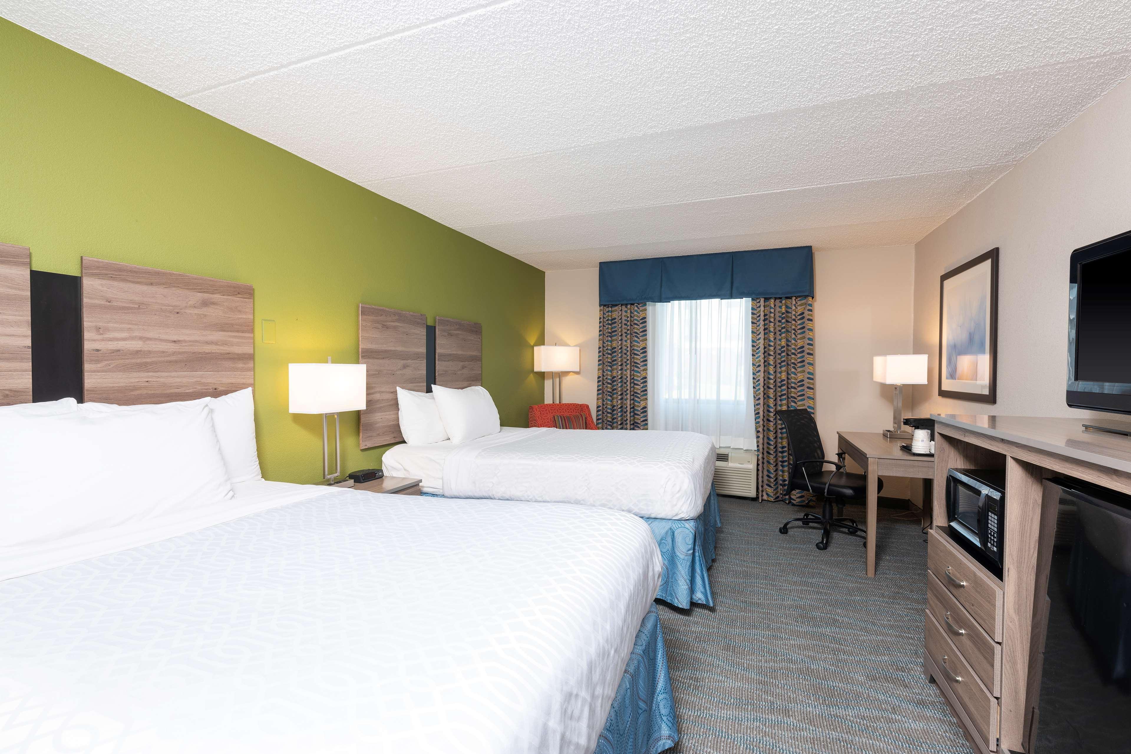 Best Western Dutch Valley Inn Νέα Φιλαδέλφεια Εξωτερικό φωτογραφία