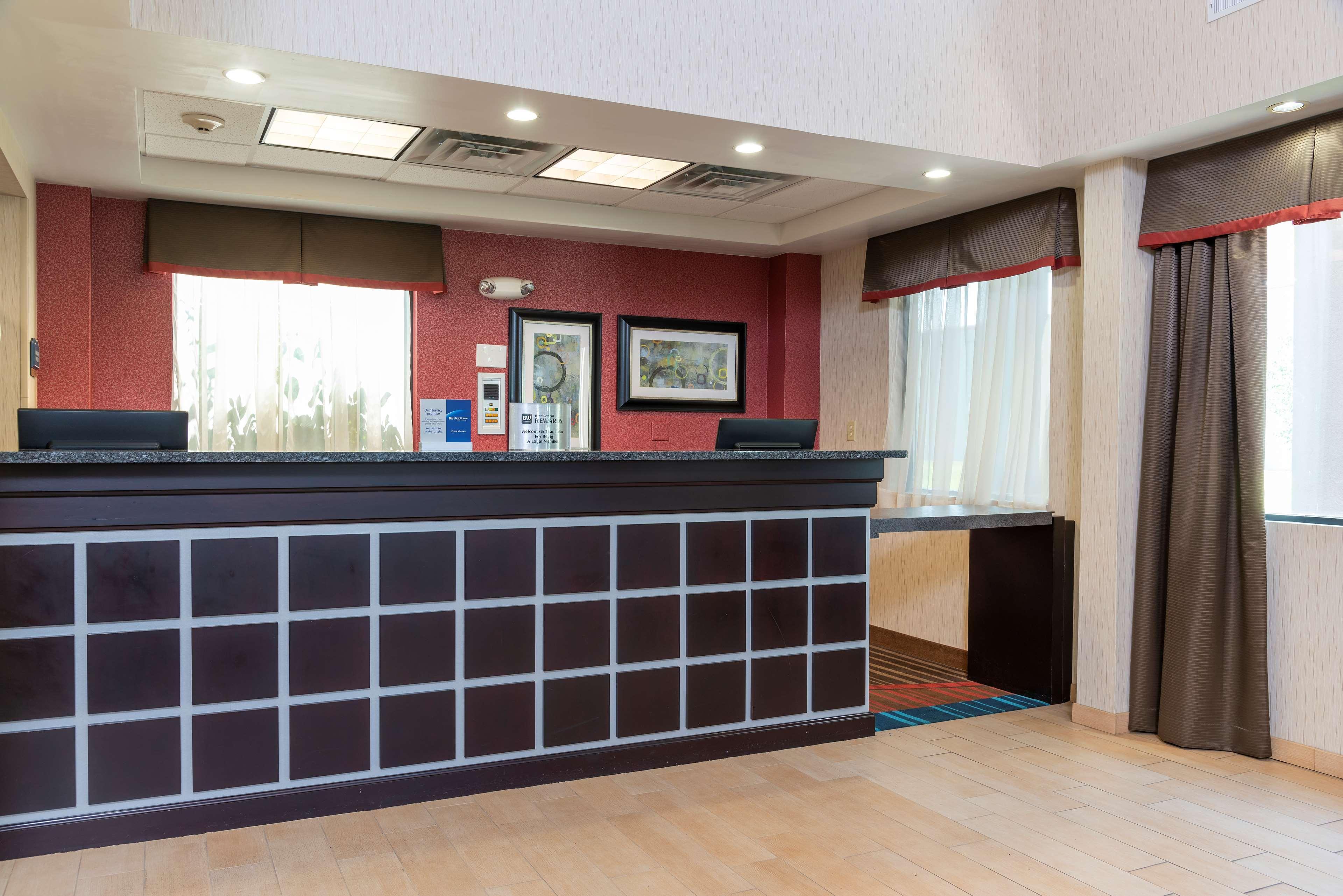 Best Western Dutch Valley Inn Νέα Φιλαδέλφεια Εξωτερικό φωτογραφία